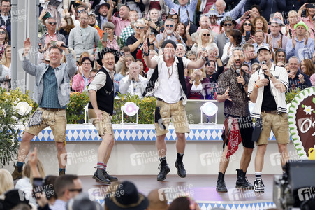 TV-Show 'ZDF-Fernsehgarten' in Mainz