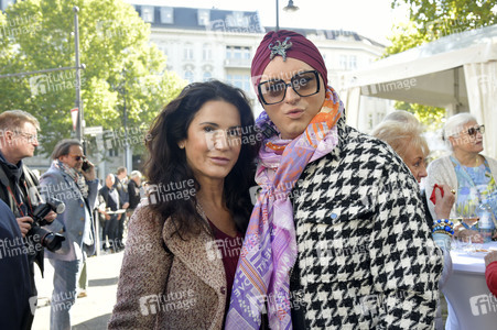 Offizielle Einweihung des Harald-Juhnke-Platzes in Berlin
