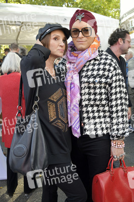 Offizielle Einweihung des Harald-Juhnke-Platzes in Berlin