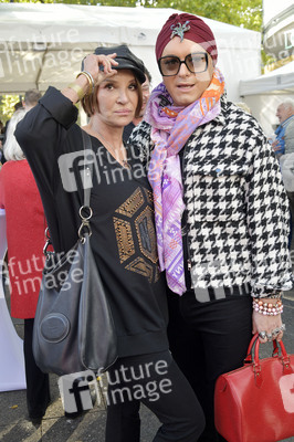 Offizielle Einweihung des Harald-Juhnke-Platzes in Berlin