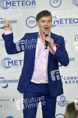 Offizielle Einweihung des Harald-Juhnke-Platzes in Berlin