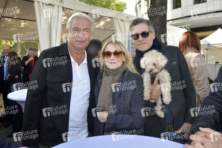 Offizielle Einweihung des Harald-Juhnke-Platzes in Berlin