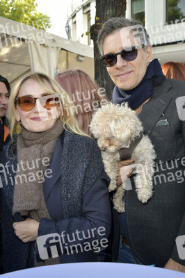 Offizielle Einweihung des Harald-Juhnke-Platzes in Berlin