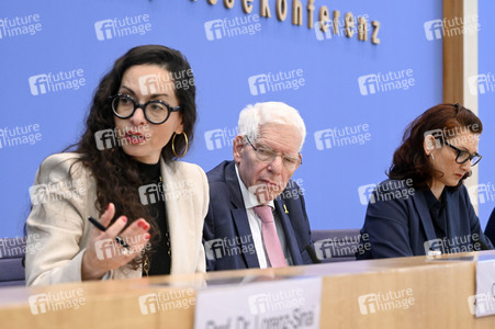 Bundespressekonferenz 'Antisemitismus in Deutschland - Auswirkungen des 7. Oktober 2023' in Berlin