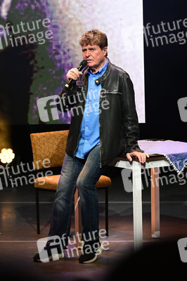 Musical-Show 'Sein Leben als Bühnenstück - Die Frank Schöbel Story' in Dresden