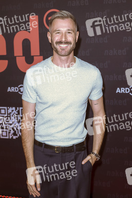 Serienpremiere 'Naked' in Köln