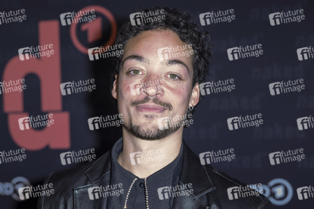 Serienpremiere 'Naked' in Köln