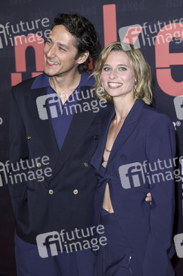 Serienpremiere 'Naked' in Köln