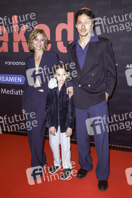 Serienpremiere 'Naked' in Köln