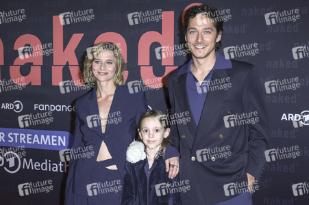 Serienpremiere 'Naked' in Köln