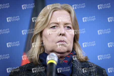 Stahlgespräch mit Betriebsräten und Gewerkschaften in Berlin