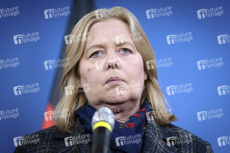 Stahlgespräch mit Betriebsräten und Gewerkschaften in Berlin