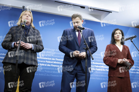 Stahlgespräch mit Betriebsräten und Gewerkschaften in Berlin