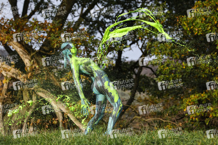 FARBKÖRPER Kalender 2026: Bodypainting Variationen