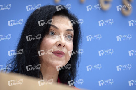 Bundespressekonferenz 'Vorstellung der Herbstprojektion 2025 der Bundesregierung' in Berlin