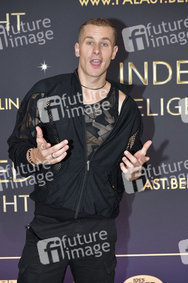 Weltpremiere der 'Blinded by Delight' Grand Show 2025 in Berlin