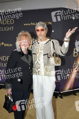 Weltpremiere der 'Blinded by Delight' Grand Show 2025 in Berlin