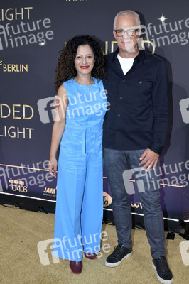 Weltpremiere der 'Blinded by Delight' Grand Show 2025 in Berlin