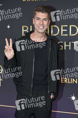 Weltpremiere der 'Blinded by Delight' Grand Show 2025 in Berlin