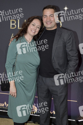 Weltpremiere der 'Blinded by Delight' Grand Show 2025 in Berlin