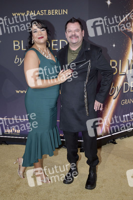 Weltpremiere der 'Blinded by Delight' Grand Show 2025 in Berlin