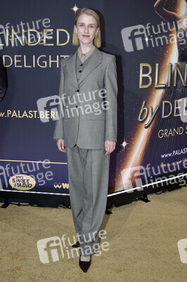 Weltpremiere der 'Blinded by Delight' Grand Show 2025 in Berlin