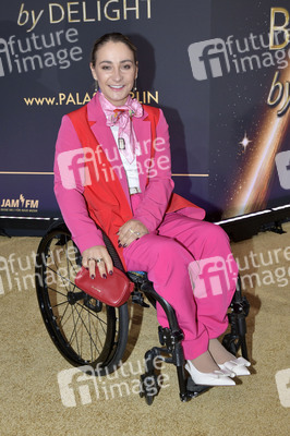 Weltpremiere der 'Blinded by Delight' Grand Show 2025 in Berlin