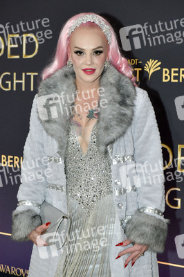 Weltpremiere der 'Blinded by Delight' Grand Show 2025 in Berlin