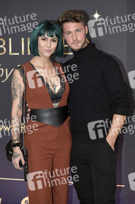 Weltpremiere der 'Blinded by Delight' Grand Show 2025 in Berlin