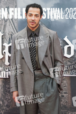 Festivaleröffnung und Filmpremiere 'Wake Up Dead Man: A Knives Out Mystery', BFI London Film Festival 2025