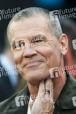 Festivaleröffnung und Filmpremiere 'Wake Up Dead Man: A Knives Out Mystery', BFI London Film Festival 2025