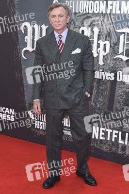 Festivaleröffnung und Filmpremiere 'Wake Up Dead Man: A Knives Out Mystery', BFI London Film Festival 2025