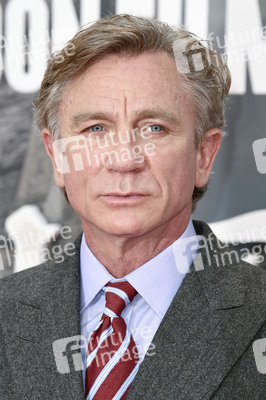 Festivaleröffnung und Filmpremiere 'Wake Up Dead Man: A Knives Out Mystery', BFI London Film Festival 2025