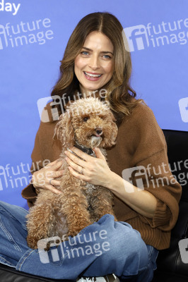 Fototermin mit Eva Padberg zum Welthundetag in Hamburg