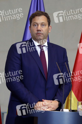 Treffen des Bundeskanzlers mit Vertretern der Automobilindustrie in Berlin
