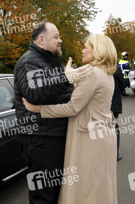 Julia Klöckner beim Besuch der Artillerieschule der Bundeswehr in Idar-Oberstein