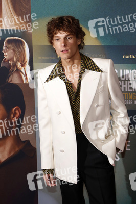 Filmscreening 'All das Ungesagte zwischen uns - Regretting You' in Berlin