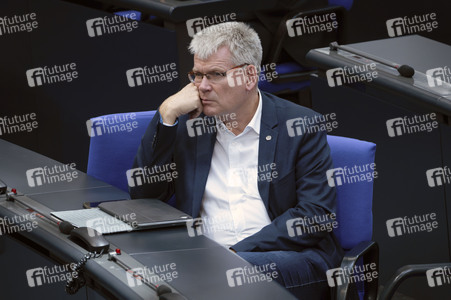 33. Sitzung des Deutschen Bundestages in Berlin