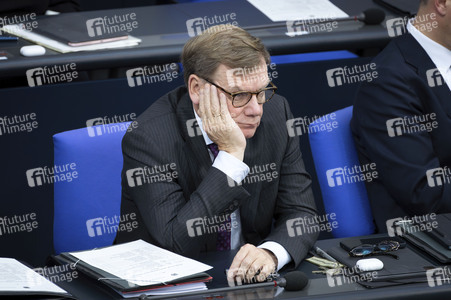 33. Sitzung des Deutschen Bundestages in Berlin