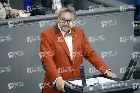 33. Sitzung des Deutschen Bundestages in Berlin