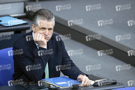 34. Sitzung des Deutschen Bundestages in Berlin