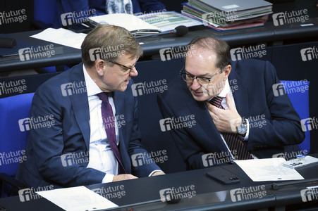 34. Sitzung des Deutschen Bundestages in Berlin