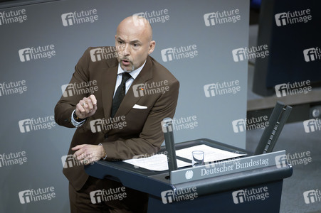 34. Sitzung des Deutschen Bundestages in Berlin