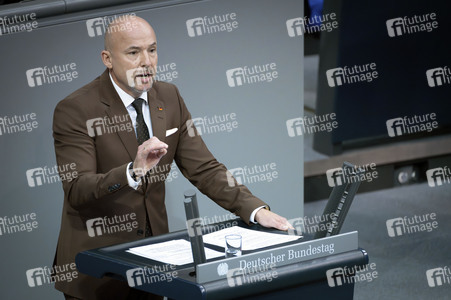 34. Sitzung des Deutschen Bundestages in Berlin