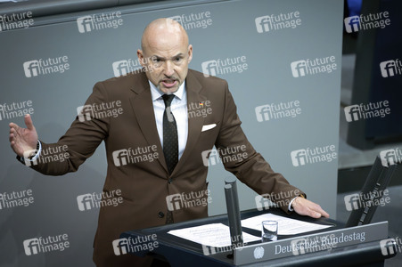 34. Sitzung des Deutschen Bundestages in Berlin