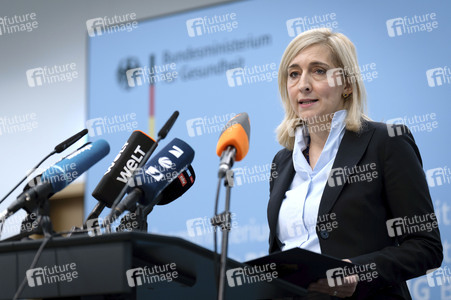 Pressestatement von Nina Warken in Berlin