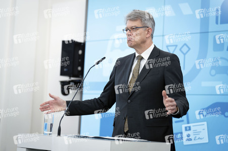 Pressestatement von Patrick Schnieder in Berlin