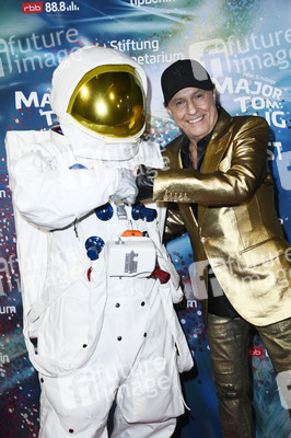 Filmpremiere 'Major Tom: völlig losgelöst' in Berlin