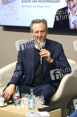 Eckart von Hirschhausen auf der Frankfurter Buchmesse 2025 in Frankfurt
