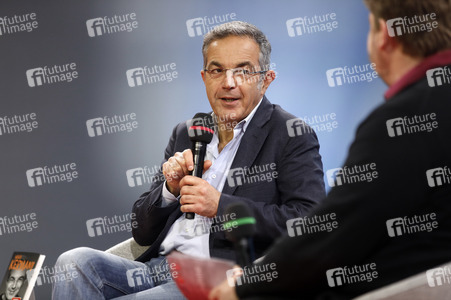 Navid Kermani auf der Frankfurter Buchmesse 2025 in Frankfurt
